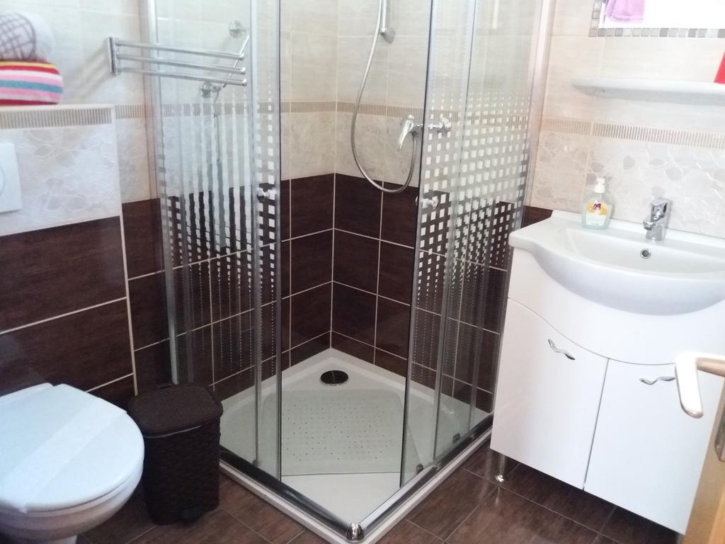 Kaiser Apartman Hévíz Екстериор снимка